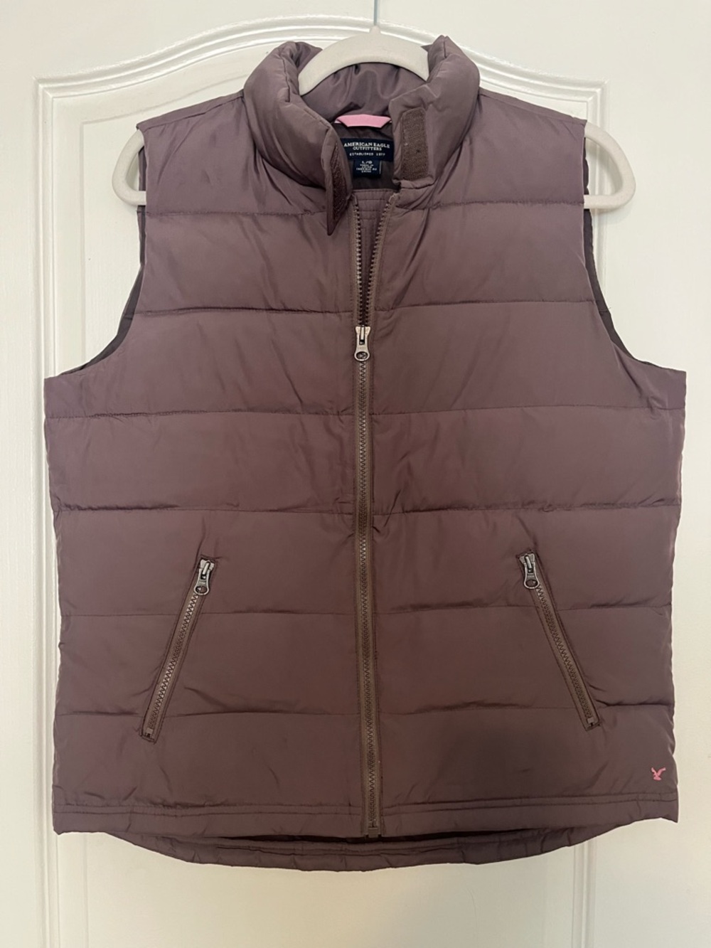 AE puffer vest
